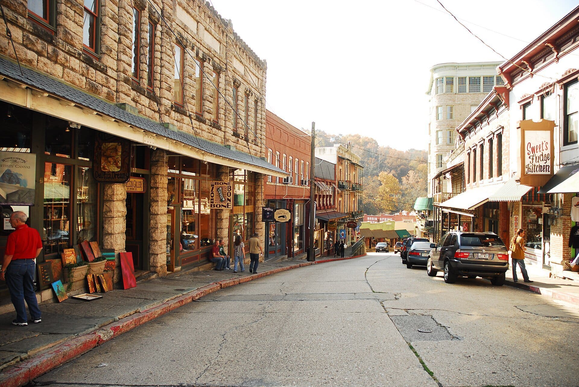 Things to Do in Northwest Arkansas: Oct. 19–Nov. 7, 2026 (Comedy Fest, Halloween & More) 2 Downtown Eureka Springs, Arkansas